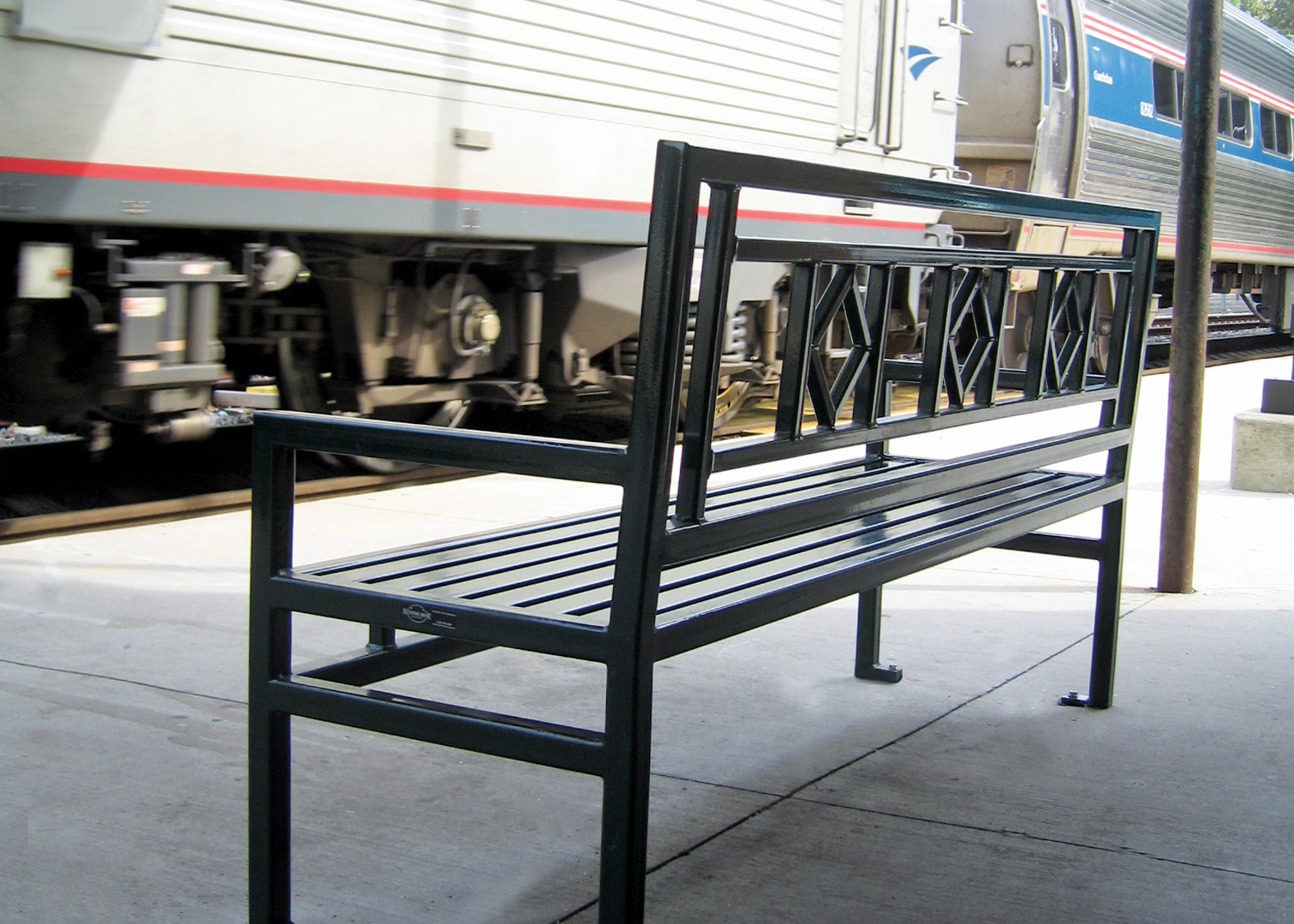 Artisan Bench With Back | Keystone Ridge Designs